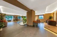 Redboer International Hotel along the River Hotels in Yanhe