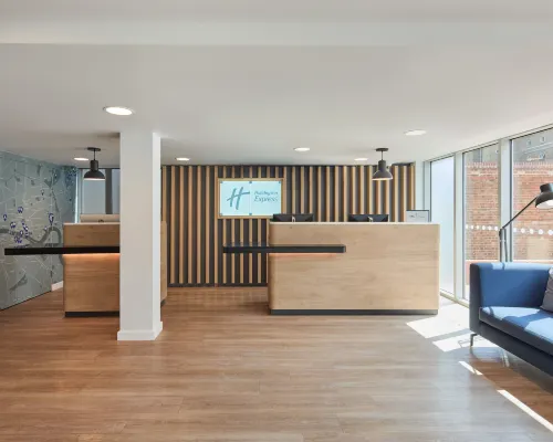 Holiday Inn Express LONDON - LIMEHOUSE by IHG Hotels near London Velopark