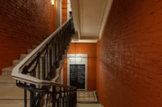 Q - ブロック カプセル ホテル のホテル