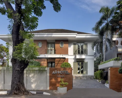Artotel Casa Hangtuah Hotels near Bundaran Senayan
