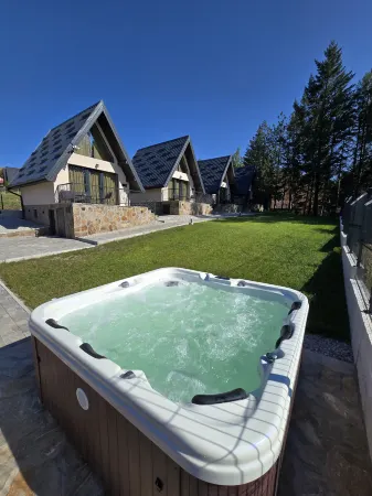 ZEN Luxury Houses & Spa Zlatibor Отели в г. Општина Нова Варош