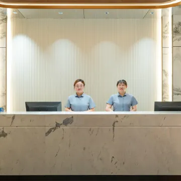Yanting Yuefeng Zhixuan Hotel