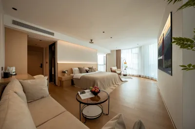 FS.Serene.hotel Hotels near Iron Column of the Nanzhao State