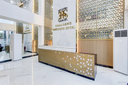 Townhouse OAK Near The Park Mall Semarang Formerly Semarang Boutique Hotel - 3성급