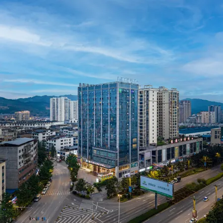 Guangzhou Jiulong Hotel (Meitan Fuyuan Building)