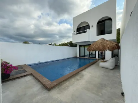 Losbaba Komodo Villa のホテル
