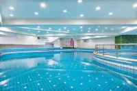 Tianjin Golden Crown Hotel - 5-Star