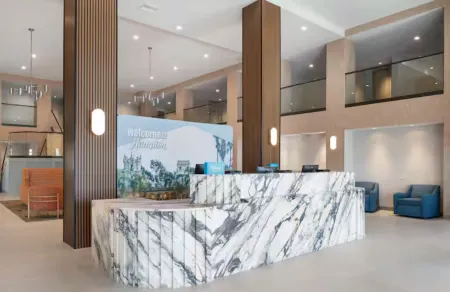 Hampton Inn & Suites San Diego SeaWorld Отели рядом с достопримечательностью «Пеканга Арена»