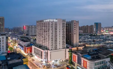 Xana Hotelle (Suqian Xiangwang Hometown baolong Square Branch) Отели рядом с достопримечательностью «Guhuanghe Shuijing Park»