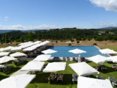 ホテル カジノ シャベス シャベシュのホテル