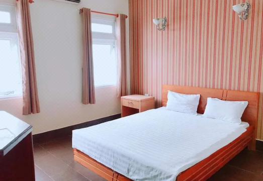 Ruby Hotel