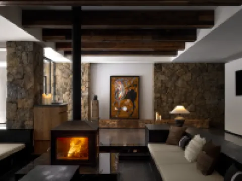 The Evening Mountain Range in Bipang Valley Hotels in Li County