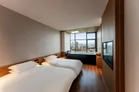 NANDY Design Hotel (Wuhan High-Speed Railway Station)