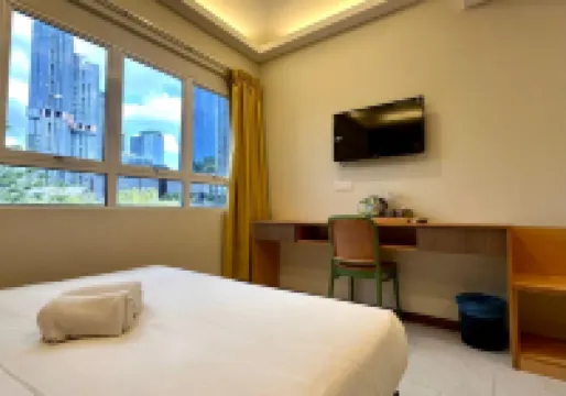 Swing & Pillows @ TRX Catherina Place周辺のホテル