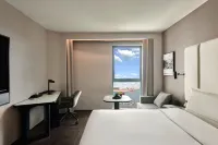 Atour Hotel, Longhua Riverside Plaza, Xuhui, Shanghai Hotels in Shanghai South Railway Station Area