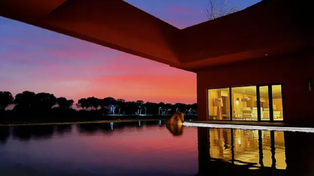 Jiashan Dayun Radisson Manor