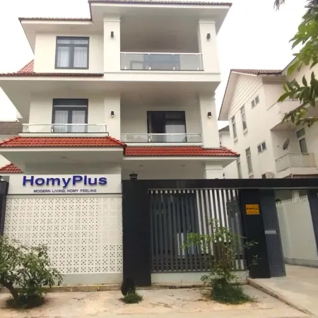HomyPlus Apartment Отели рядом с достопримечательностью «Курортный отель Binh Quoi 2»