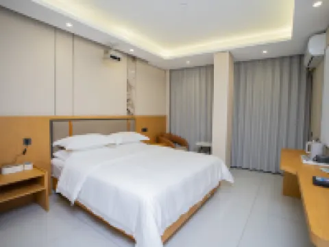 Siyuan Grand Hotel (Xundian Jinshuo Bus Station) Hotels in Xundian
