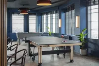 StayCozy Studio Apartments in Croydon - نادي رياضي