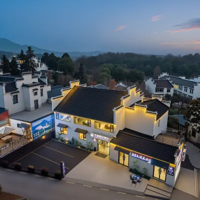 Niushou Holiday Hotel (Nanjing Niushou Mountain Cultural Tourism Area West Gate) Hotels near Jinling Xiaocheng