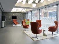 فور بوينتس فليكس باي شيراتون بيرمينغهام جيفيلري كوارتر Hotels near محطة ويتون