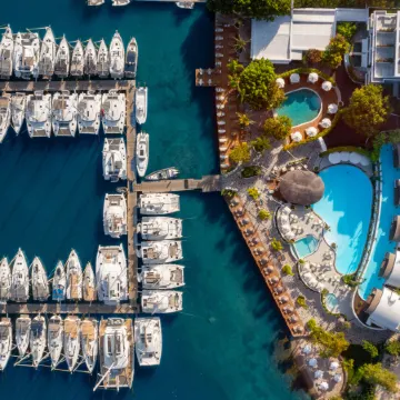 Yacht Classic Hotel - Boutique Class