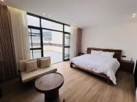 Shan Xaing Yunshe (Shanshui Shuanghe Scenic  Area Brach) - Mountain view