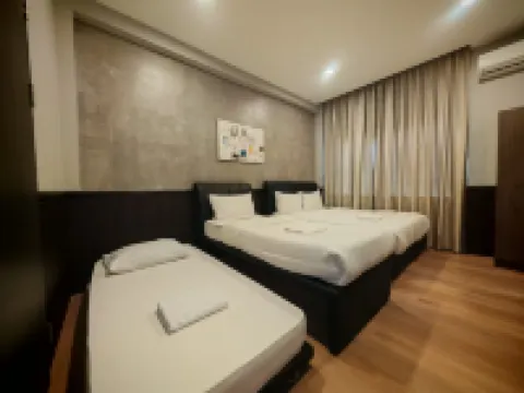 Concrete Jungle Cabin Hotels in 