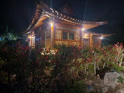 HANOK STAY Sesimdang فنادق في 