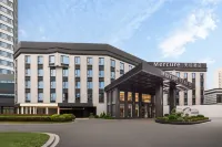 Mercure Shanghai Xuhui Caohejing Hotels near Caohejing