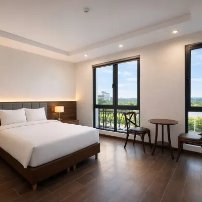 KEZAN HOTEL 5 Hotels in der Nähe von Miếu Xóm Bến