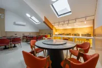 Borrman Hotel