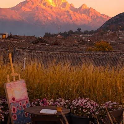 Ting Hua • Snow Mountain View Resort (Lijiang Ancient Town Branch) Hotels near Baisui Bridge