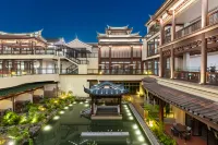 Zhangzhou Longxi Wenquan Lodge (Ancient City)
