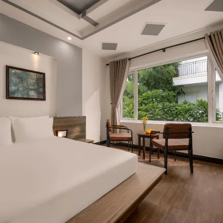 Numa Villa Near Old Town Hoi An Отели рядом с достопримечательностью «Thay Pagoda»