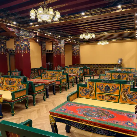 Sertar Zhuri Grand Hotel (Jinma Plaza)