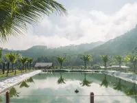 Khaosok River Stone Resort & Camp Hotels in Phanom