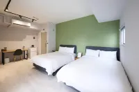 East Gate Hotel