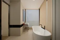 Rimu East Coast Seaview Homestay (Shuangyue Bay) - Rooftop Pools