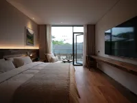 Soul Mountain Qingyan Art Homestay