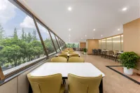 Guiyu Hotel (Guilin Elephant Trunk Mountain & Guilin Railway Station Branch)