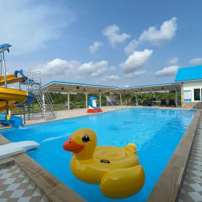 Nueng Pool Villa サラナット タマラム寺院周辺のホテル