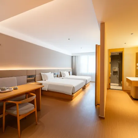 Jifeng International Hotel (Walnut Market Branch)