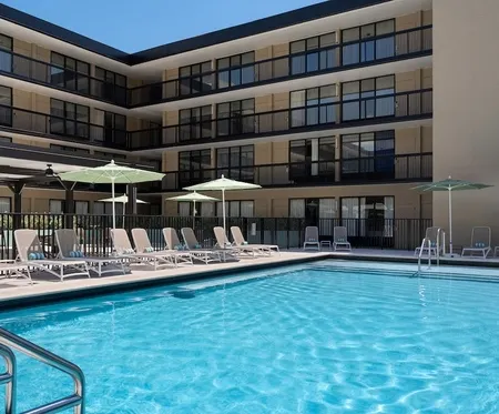 The Harrison Hotel – Ascend Hotel Collection by Choice