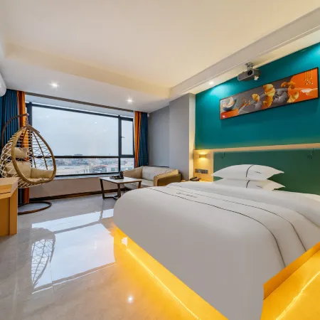 Qingfeng Zhixiang Boutique Stay (Gurao Hexin Plaza)