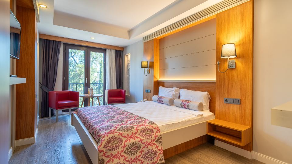 MAY PARK HOTEL