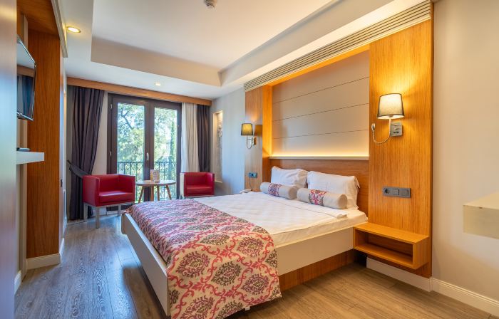 MAY PARK HOTEL