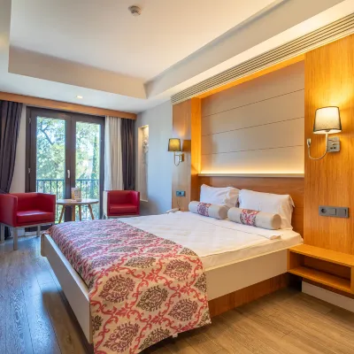 MAY PARK HOTEL Hotels near Cumhuriyet Square