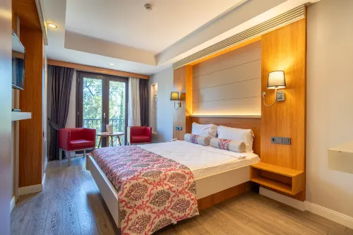 MAY PARK HOTEL