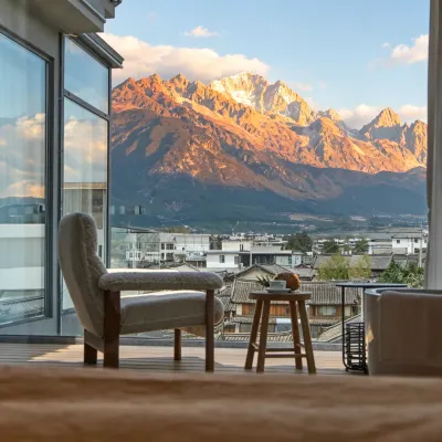 Lijiang Yu Xue Yi Jing Snow Mountain View Resort Hotel Hotels near Jade Water Village
